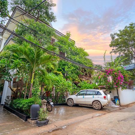 P5 Angkor Residence Сіємреап Екстер'єр фото